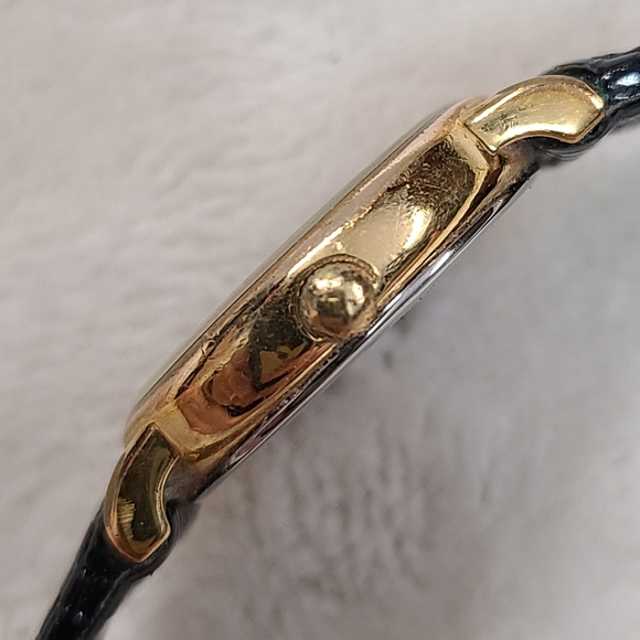 Vintage Longines Women's Gold Tone Quartz Movement Watch - Picture 4 of 5